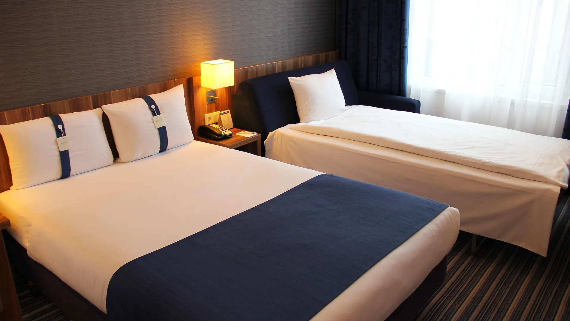 Holiday Inn Express Dresden City Centre 3*,  德国