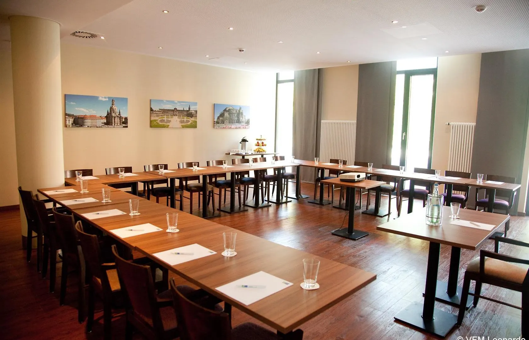 Holiday Inn Express Dresden City Centre 3*,
