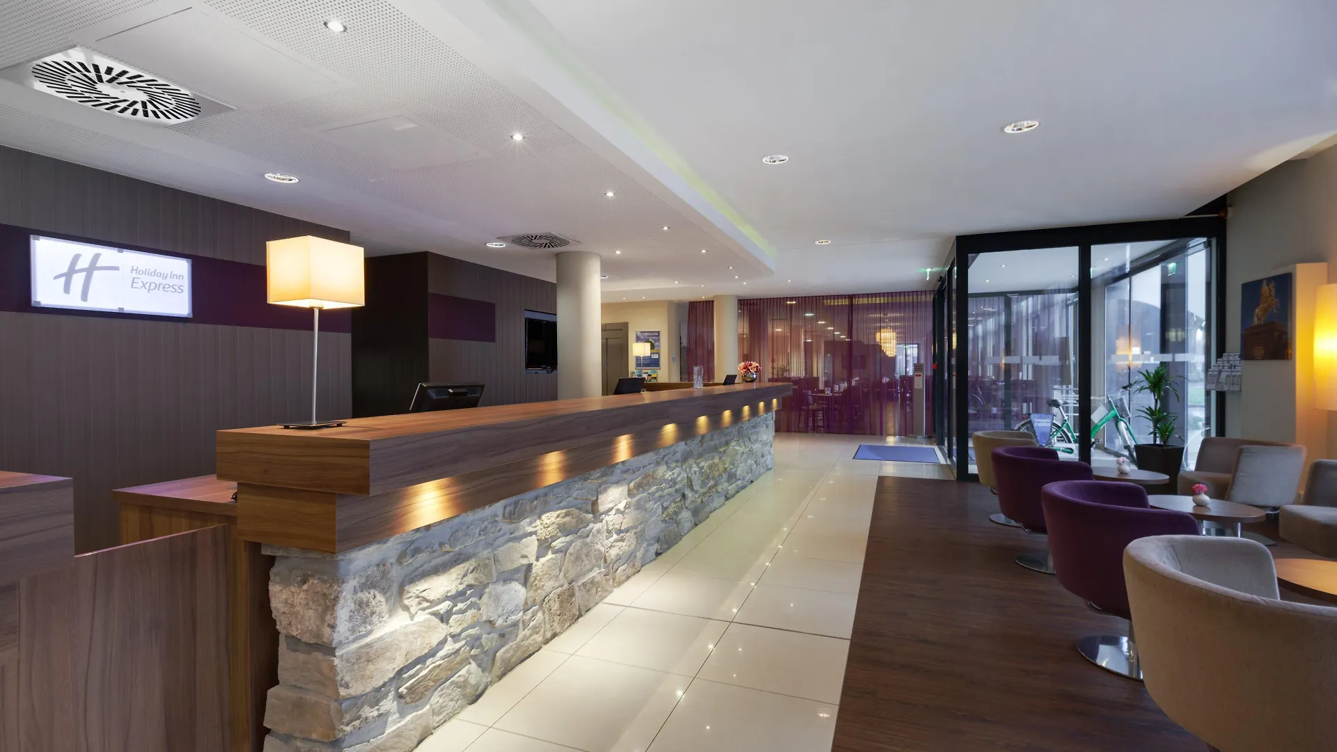 *** Hotel Holiday Inn Express Dresden City Centre Germany